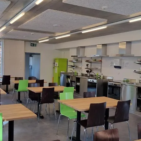 Хостел Backpackers Sonnenhof - Интерлакен
