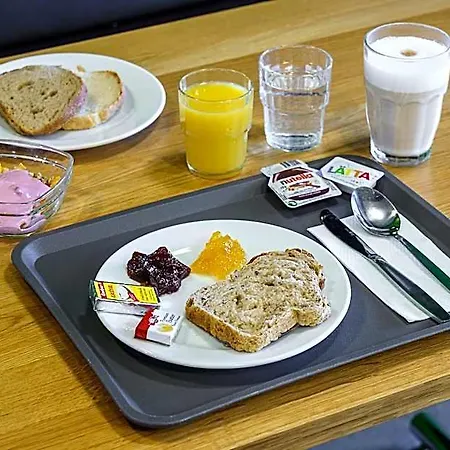 Vandrerhjem Backpackers Sonnenhof - *