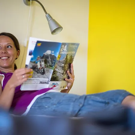 Backpackers Sonnenhof - *