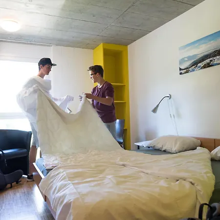 Backpackers Sonnenhof - *