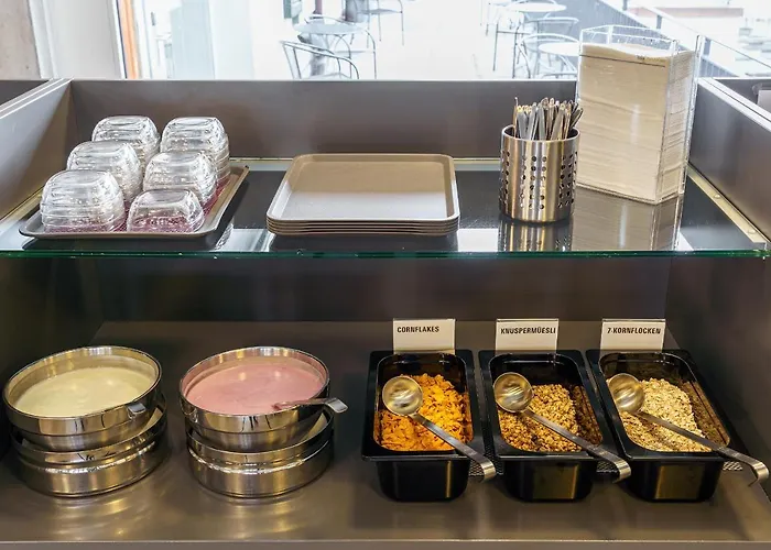 Hostel Backpackers Sonnenhof - *