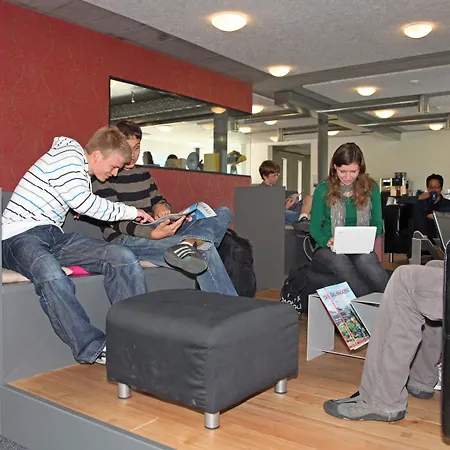 Hostel Backpackers Sonnenhof - *